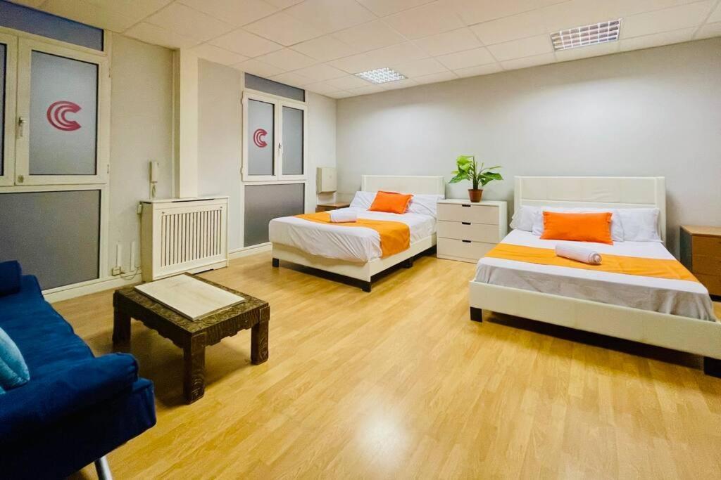 Apartments Plaza Callao Madrid Exterior foto